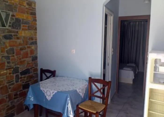 Apartament Foinikas Mérichas